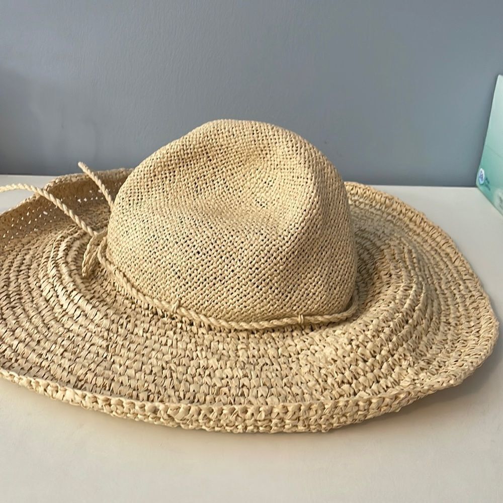 Beach Hat by Gap S/M Floppy Paper Sun Hat